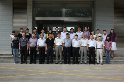 &ldquo;十二五&rdquo;國家&ldquo;863&rdquo;課題&ldquo;植物工廠營養液管理與蔬菜品質調控技術裝備研究&rdquo;啟動與咨詢會在我校召開